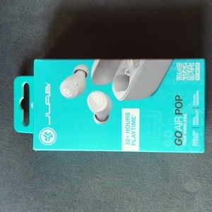Wireless Bluetooth headphones